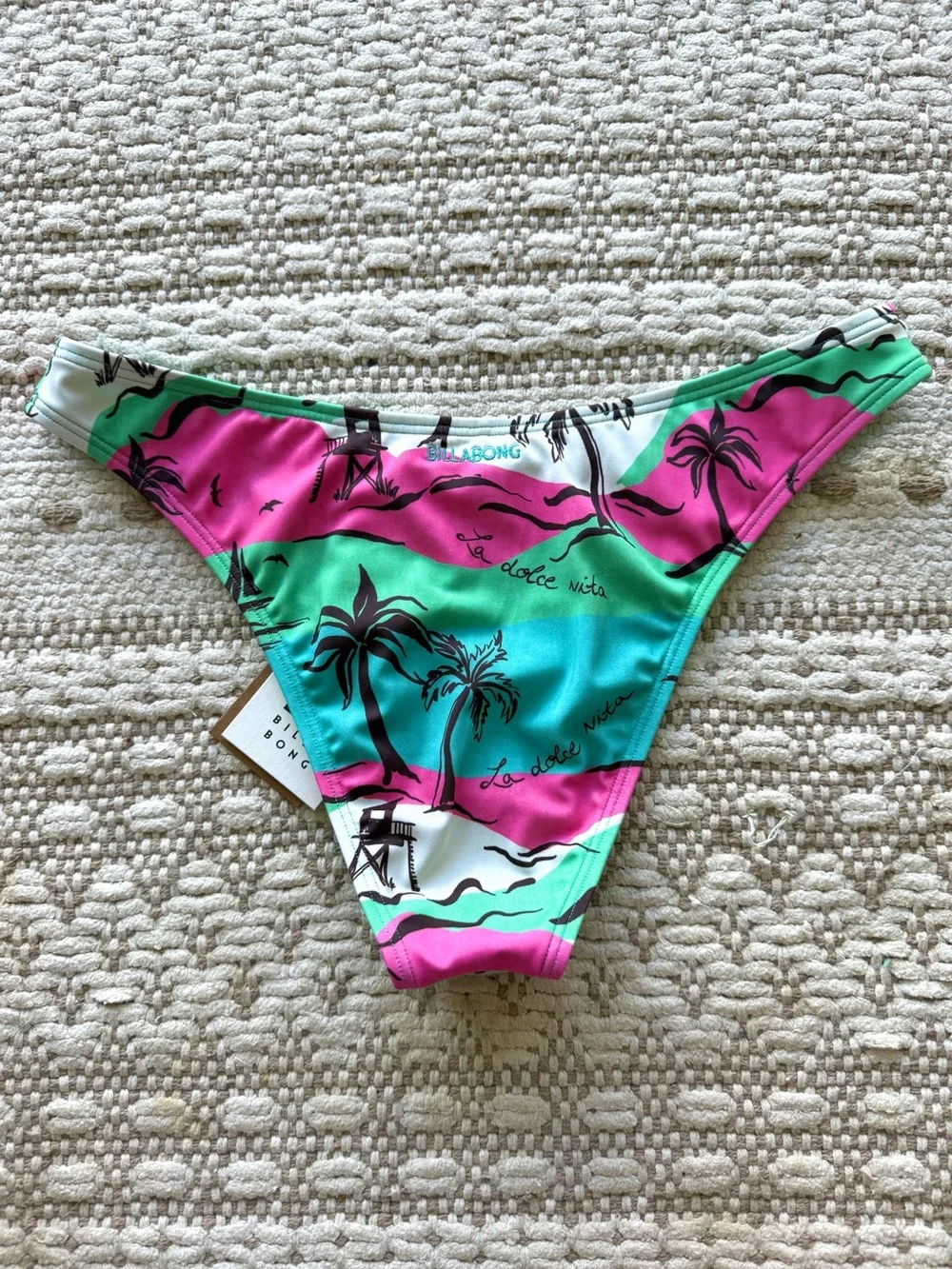 🔥🔥BILLABONG - UNRELEASED SUNSET SHORE HIKE BIKINI BOTTOMS🔥🔥